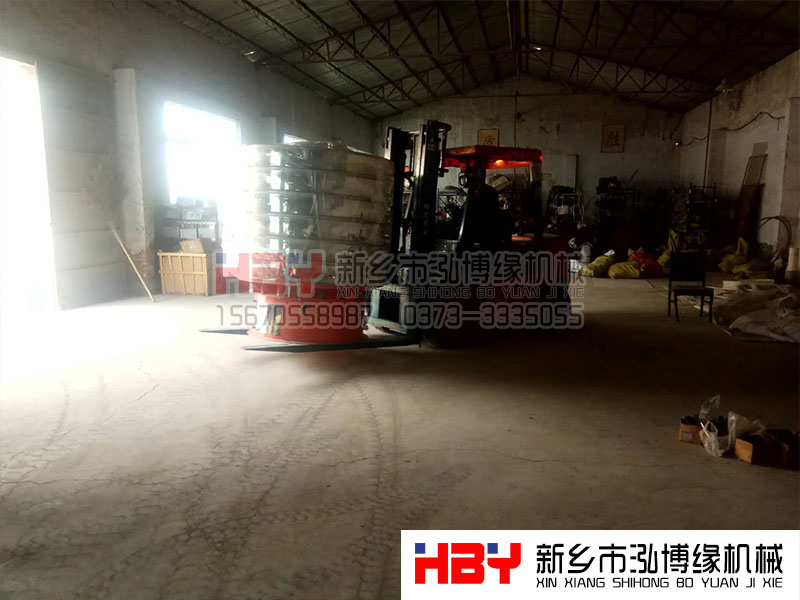 蕎麥振動篩粉機已發(fā)貨??！